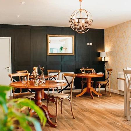 Jt Abergwaun Hotel 菲什加德 外观 照片