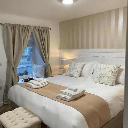 Jt Abergwaun Hotel 菲什加德 外观 照片