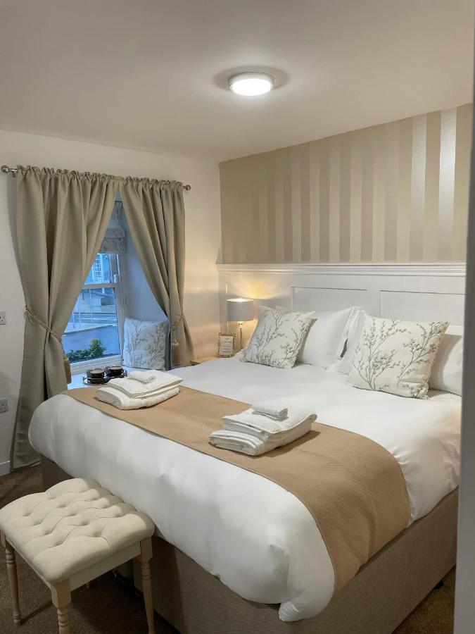 Jt Abergwaun Hotel 菲什加德 外观 照片