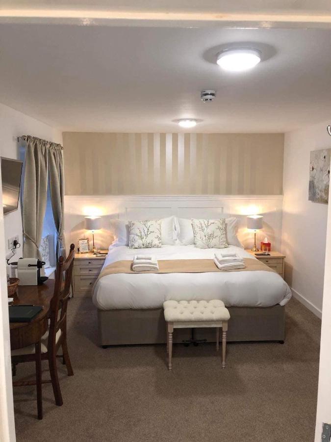 Jt Abergwaun Hotel 菲什加德 外观 照片